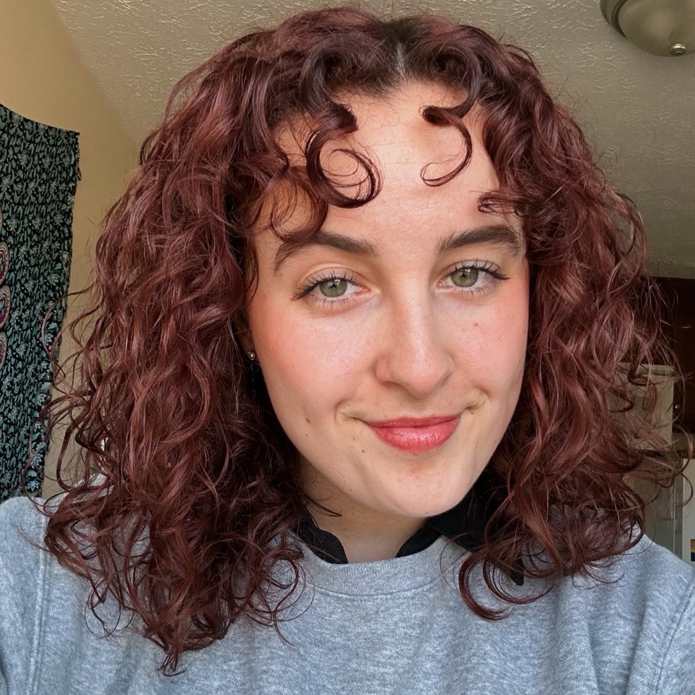 Meet your Posher, Carli